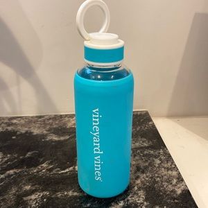 Vineyard Vines glass water bottle